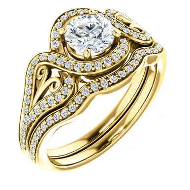 1.50ct. Diamond Wedding Set in 18k Yellow Gold.