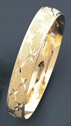 14k Gold 12mm Wide Star Pattern Engraved Slip-on Solid Bangle 7 Inches