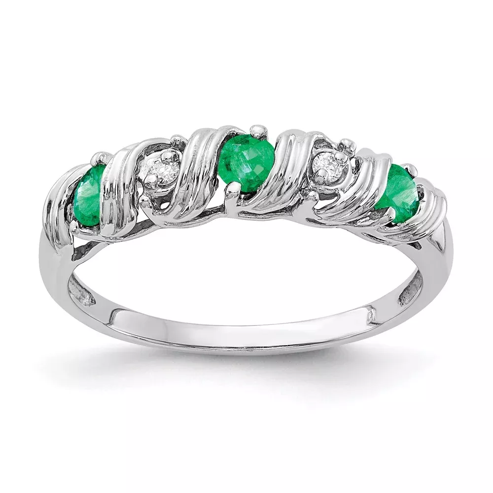14k White Gold 2.75mm Emerald VS Diamond ring