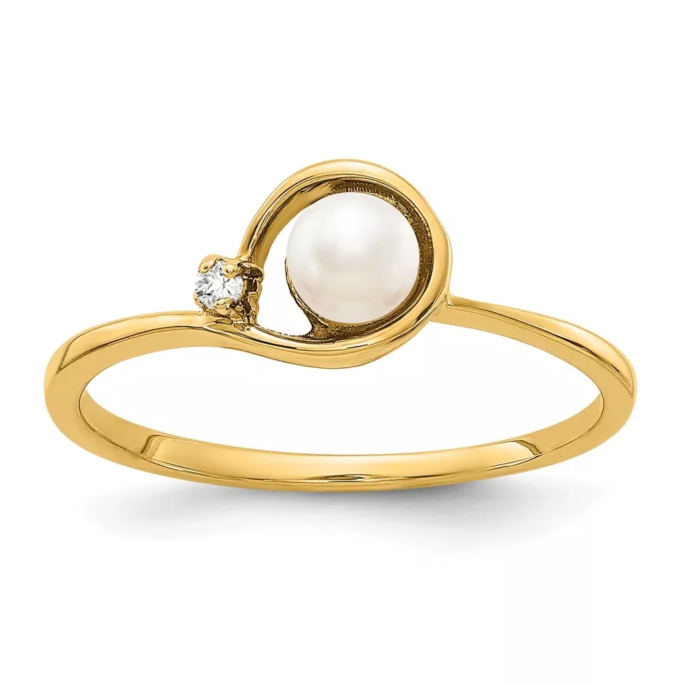 14k Yellow Gold 4mm FW Cultured Pearl AAA Diamond ring